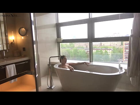 ❤️ Une énorme nana se branlant passionnément la chatte dans la salle de bains ☑ Porno dur at porn fr.trysex.ru ﹏